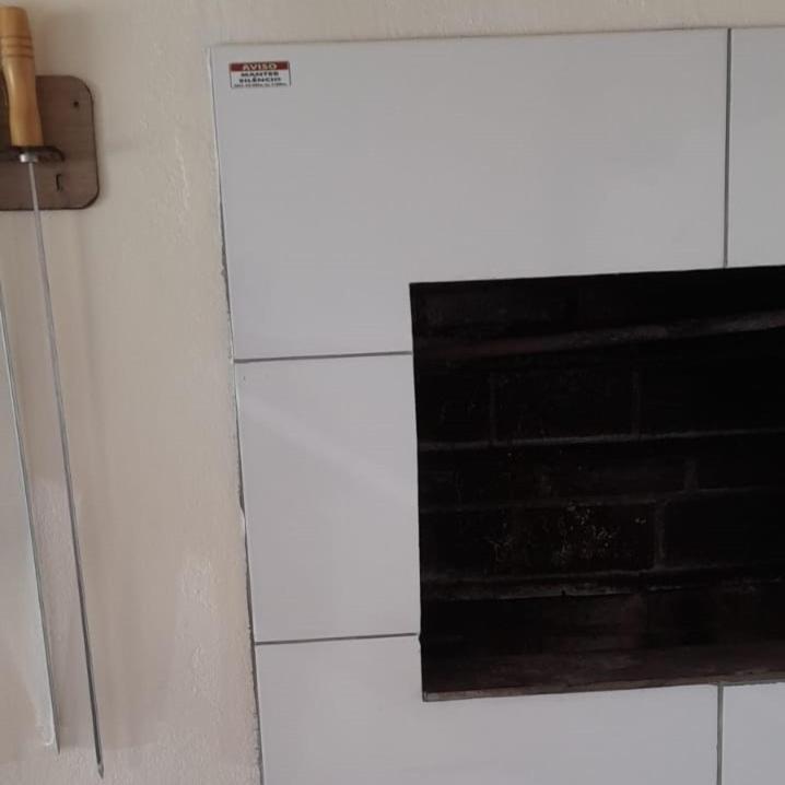 Casa Ampla Com Lareira E Churrasqueira Канела Экстерьер фото