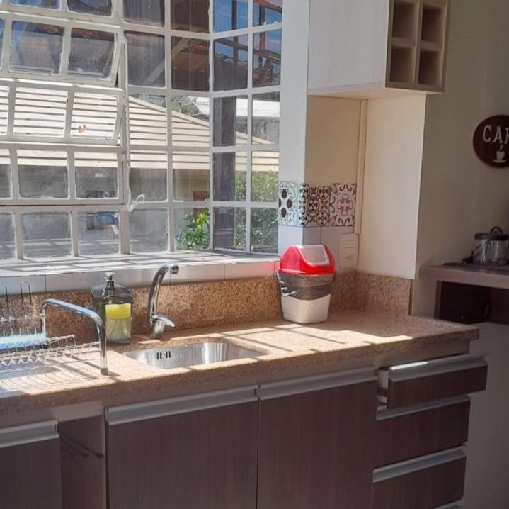 Casa Ampla Com Lareira E Churrasqueira Канела Экстерьер фото