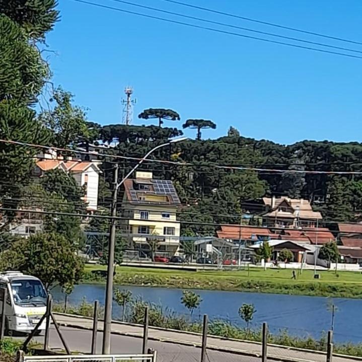 Casa Ampla Com Lareira E Churrasqueira Канела Экстерьер фото